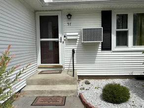 Safe & Quiet 3BR Cape: Sunroom Office - Image 4
