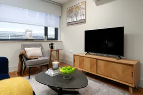 Monument | 1 Bed Executive Apartment - Image 5