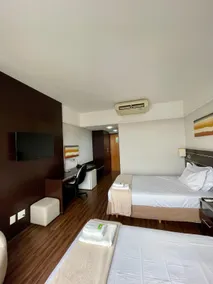 Luxury hotel accommodation with beautiful views - Image 2