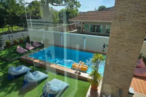 7 BR 15 Bed Pool Villa near Malls & Expressway - Image 3