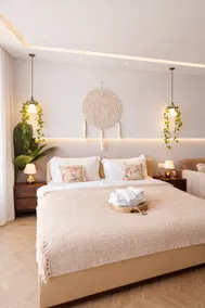 Lush - Cozy Luxe Studio for Soulful Escapes - Image 2