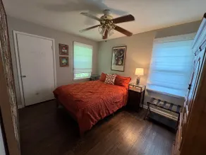 Super Comfy 3 BR Home Sleeps 8 - Image 4