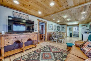 Quiet Eagar Retreat Near Lakes, Hiking & Hunting! - Image 3