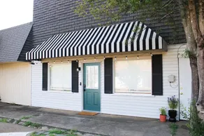Downtown Den - Image 5