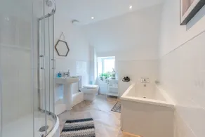 Belgrave Chapel - Luxurious Apartment - Image 5