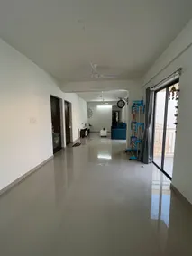 Spacious 3BHK for 10 | Near MCA Stadium & Highway - Image 3