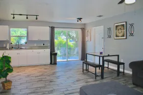 Beautiful Home of Port Charlotte! - Image 2