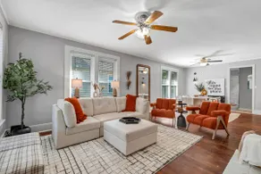 Stylish Cozy Home | Near Downtown, ASU & Hospitals - Image 2