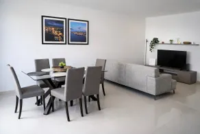 2 BR Elegant Marina Retreat - Image 3