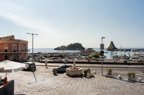 GuestHost - Isole Ciclopi View - Lovely Apartment - Image 5