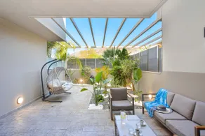 Arieldine Luxury Apartment - Image 2