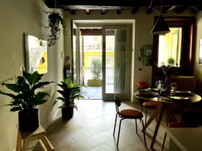 Elegant two-room apartment in the city center - Image 2