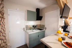 OMER Studio Apartment with A/C, Netflix & Wi-Fi - Downtown - Image 4
