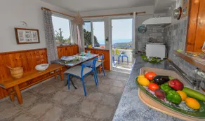 Sea view studio apartment 2/2 - Image 3
