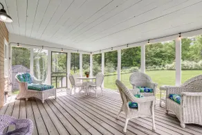 Charming Renovated Cottage on Country Road - Image 3