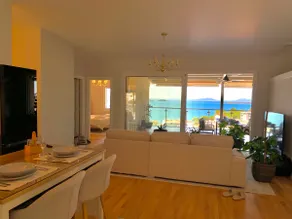 Luxury Apartment - with a view - Image 2