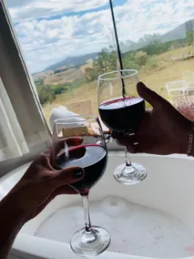 Romantic Getaway: Bathtub, View and Bonfire - Image 5