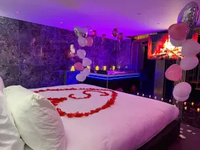 The Geneva Gaillard-Jaccuzi Suite - Image 3