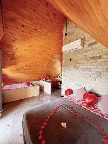 Romantic luxury cabin, whirlpool and nature - Image 2