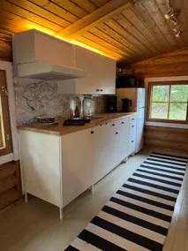 Cozy log cabin in Ventura - Image 5