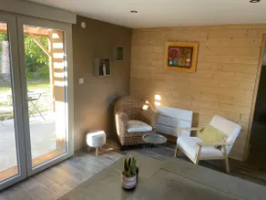 The pine cabin - Image 2