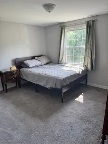 Cozy 2 Bedroom Apartment - Image 4