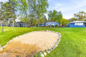 Lakefront Cabin · Private Beach · Dog-Friendly - Image 3