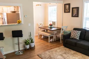 Eastside Suite-Cozy 3 Bedroom Home next 2 Downtown - Image 3
