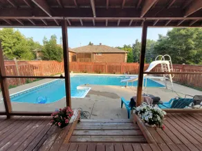 Cozy Pool Reatreat - Image 4