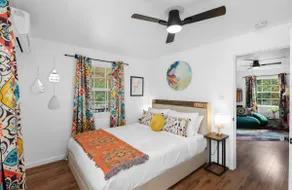 Close to SoFi Disneyland Beaches Hollywood OC - Image 3