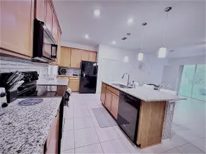 Coastal Crown! 15 Min to Beach Pet Friendly - Image 4