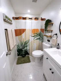 Escape to the ”Golden Suite” Private & Near Disney - Image 4