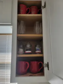 Apartment with equipped kitchen near the airport - Image 4