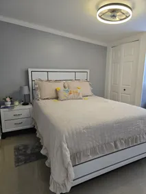 Apartment with equipped kitchen near the airport - Image 2