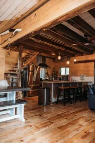 The Perch @ Flathead Lake Hostel - Image 4