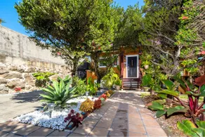 Great for families | Private rental with sea view | BBQ, playground equipment, theater room - Image 3
