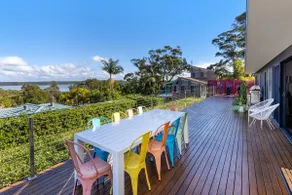 Lakeviews - Pet Friendly with Fireplace - Image 4