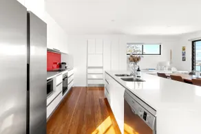 Lakeviews - Pet Friendly with Fireplace - Image 5