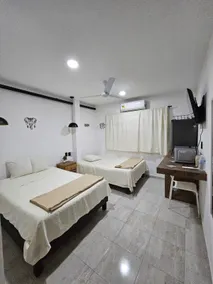 Room with two beds La Vista - Image 2