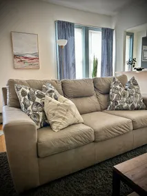 Brik House - Lycoming college|King Bed|UPMC - Image 4