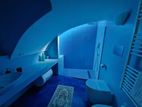 Apartment with fresco - Image 3
