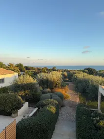 Guest house with pool & sea view, Casa Faro - Image 5