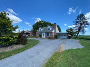 Little Brick House - Image 2