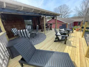 Lake Living - Image 3