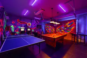 Tropical Miami 5BR Retreat • Game Room • Pool_BBQ - Image 3
