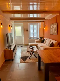 Cozy Cocoon with Jacuzzi - Image 3