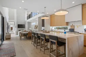 Lux 4100sqft Estate•Rooftop•Pool/Spa - Image 2