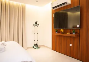 Beautiful 2 Bedroom Apartment 213 - Image 4