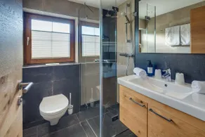 Familysuite with Indoor Pool and Sauna - Image 3