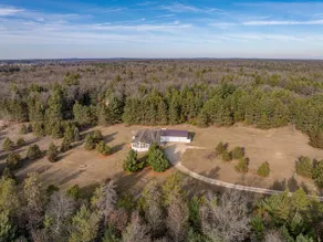 Starry Pines Minutes From Downtown Dells! - Image 3
